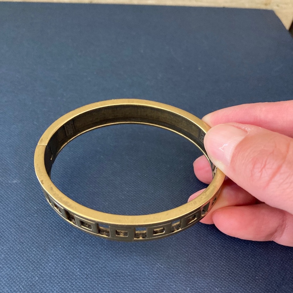 Heidi Daus hinged bracelets - price includes both - Picture 11 of 11